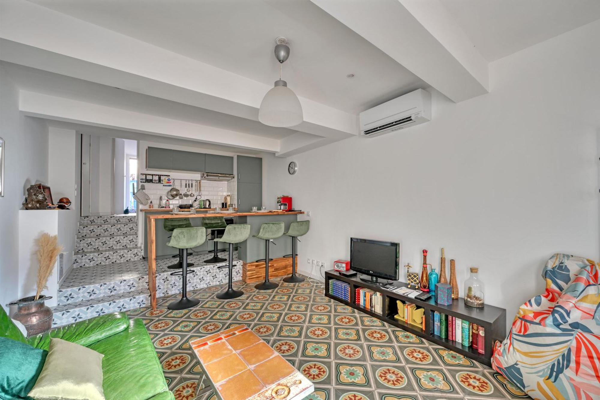 La Cigale - Vieux Village - Charmante Maisonnette Climatisee Avec Jardin * Villeneuve-les-Avignon