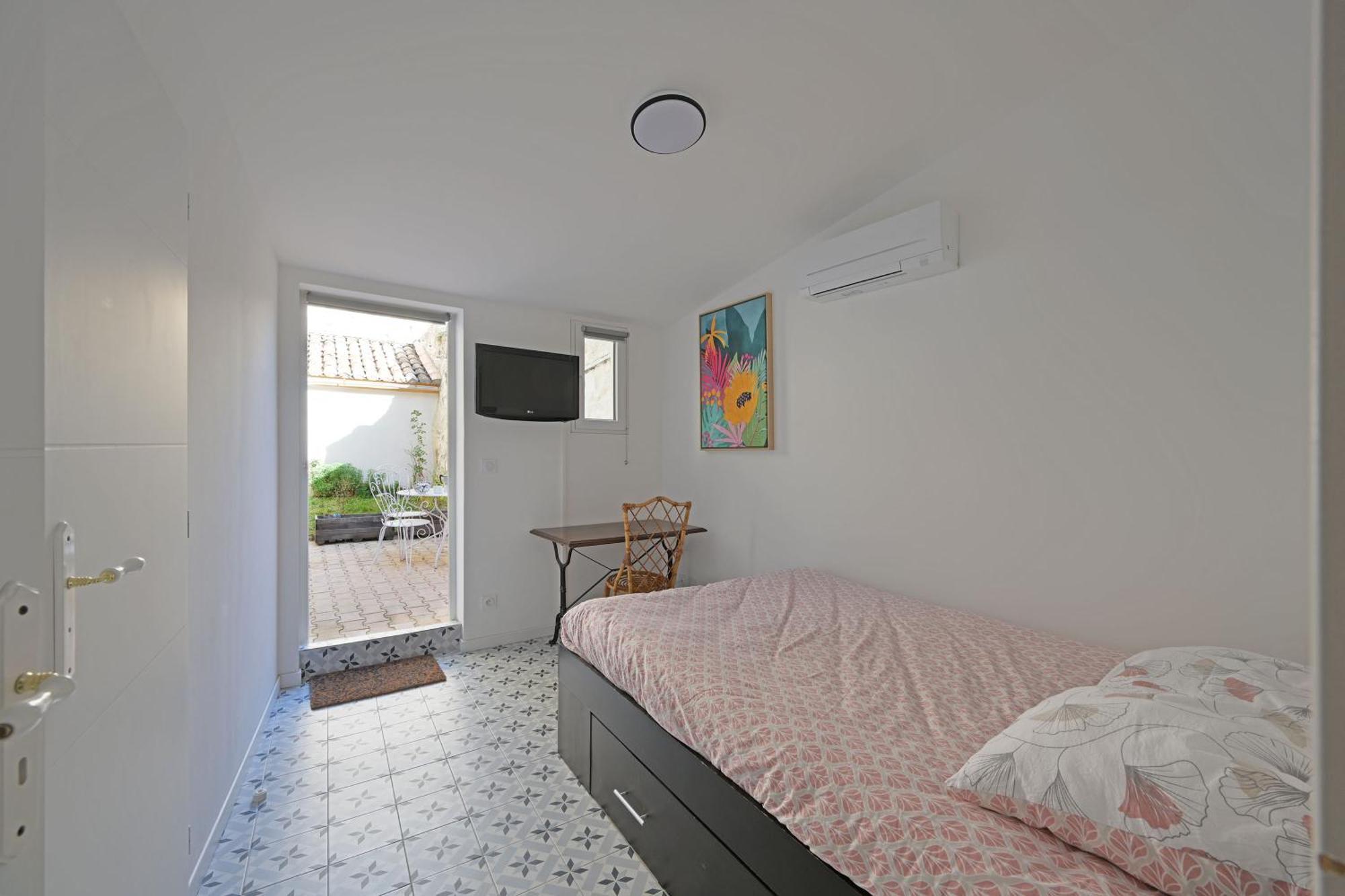 La Cigale - Vieux Village - Charmante Maisonnette Climatisee Avec Jardin *